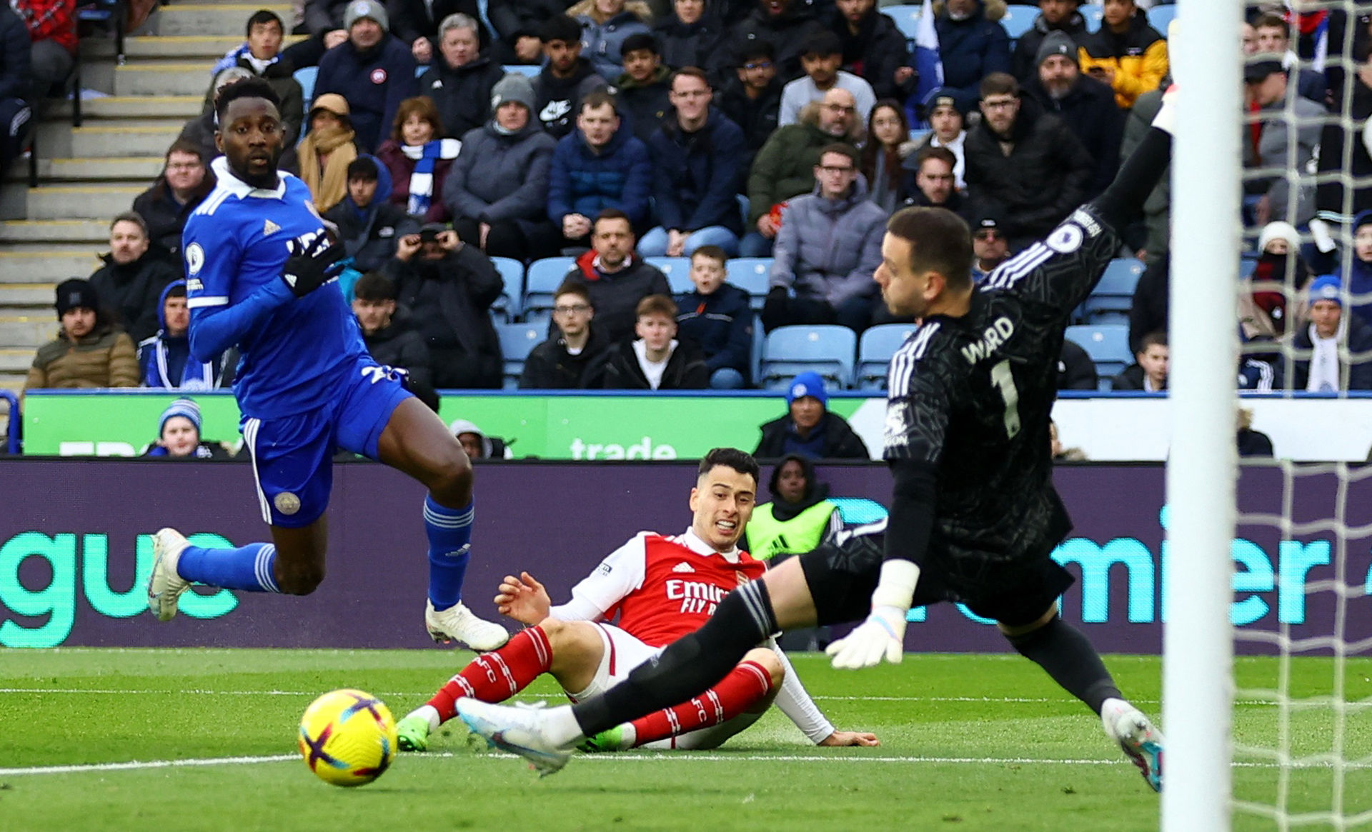 绝不仅仅是 绝不仅仅是